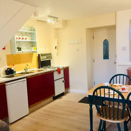 Peregrine Hall Holiday home *